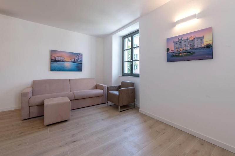 Residence La Torre con private park - image 38