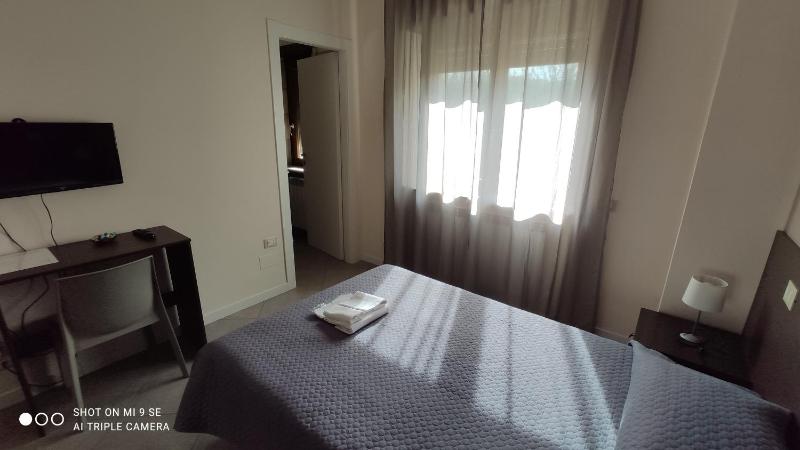 Single Room with Private Bathroom image 2