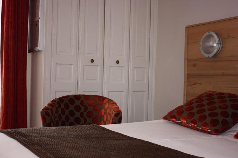 Double Room image 4