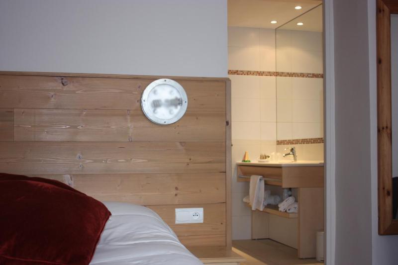 Double Room image 2