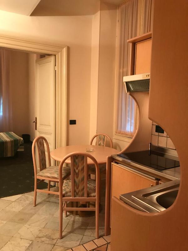 Apartment with Sea View image 2