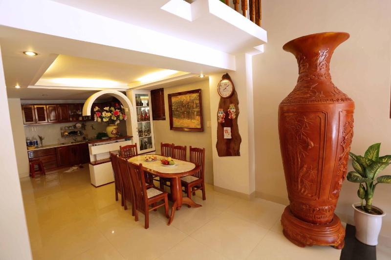 Hoang Thu Hostel - image 14