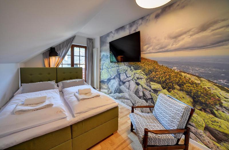 Trevilles apartamenty Kasiowka - Apartament 13 os z 4 sypialniami 3 łazienkami i kominkiem - image 28