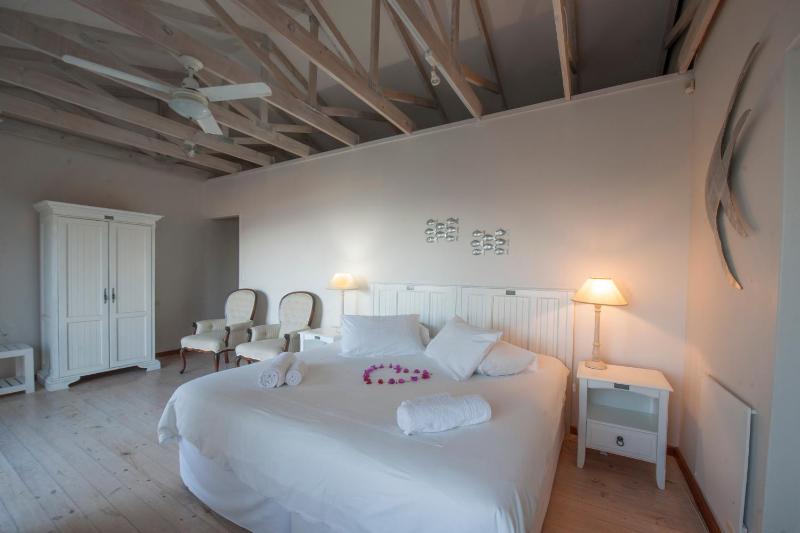 Panoramic Blue B&B - image 8