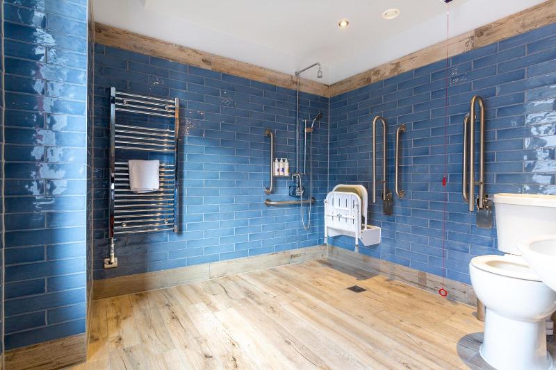 Double or Twin Room - Disability Access image 3