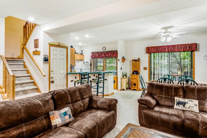 Three Bedroom House image 2