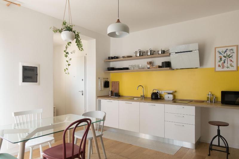 One-Bedroom Apartment image 3