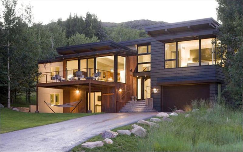 Four-Bedroom Holiday Home image 2
