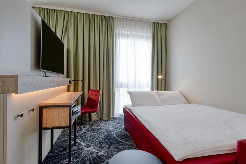 Family Room with double bed and sofa bed image 4