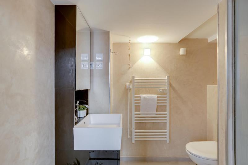 Two-Bedroom Apartment image 3