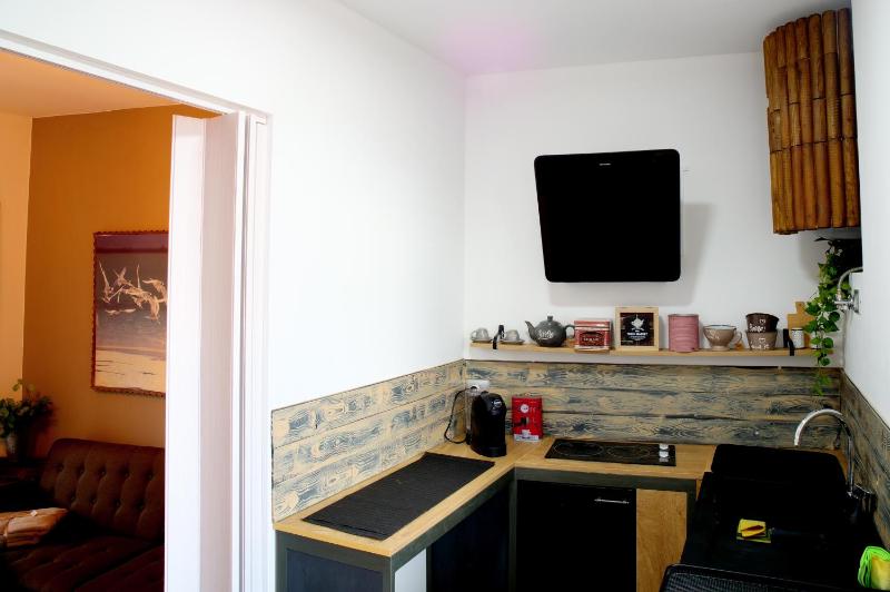 Studio Apartment image 4