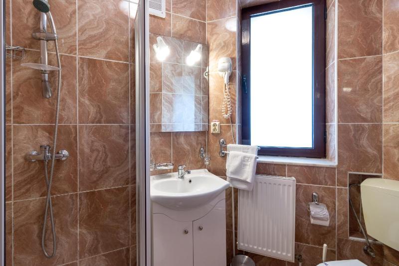 Double Room image 2