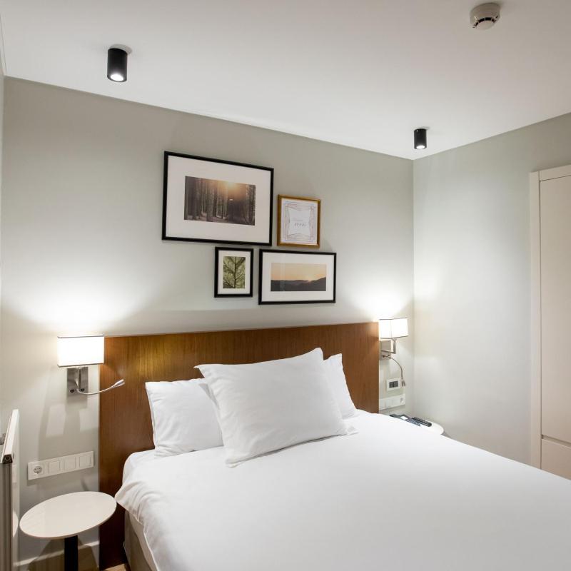 Superior Double Room image 3