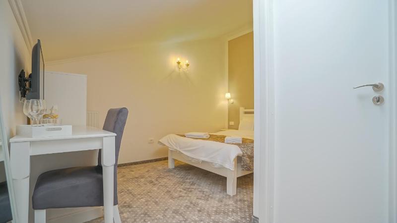 Attic Double Room image 2