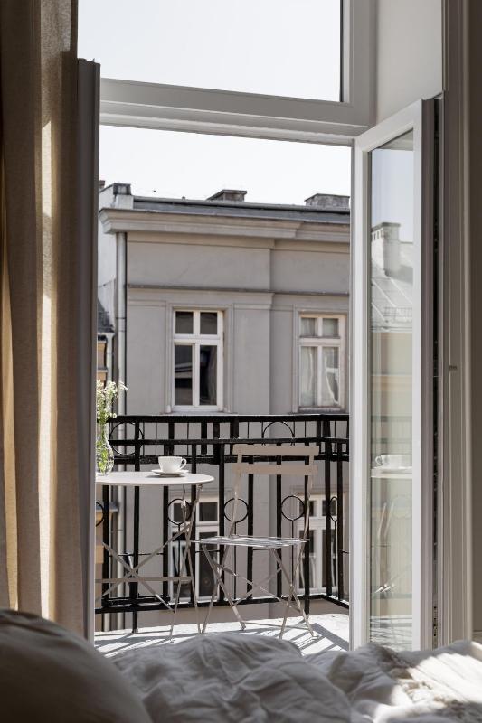 Lwowska Studios - Lwowska 9 - by STAYINWARSAW - image 11
