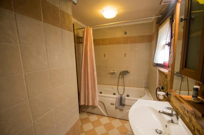 Superior Suite image 2