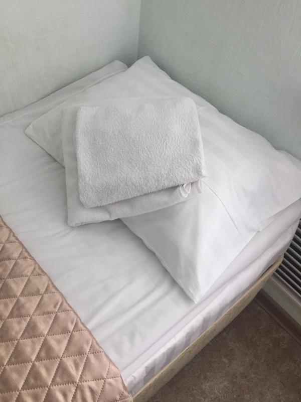 Small Single Room image 2
