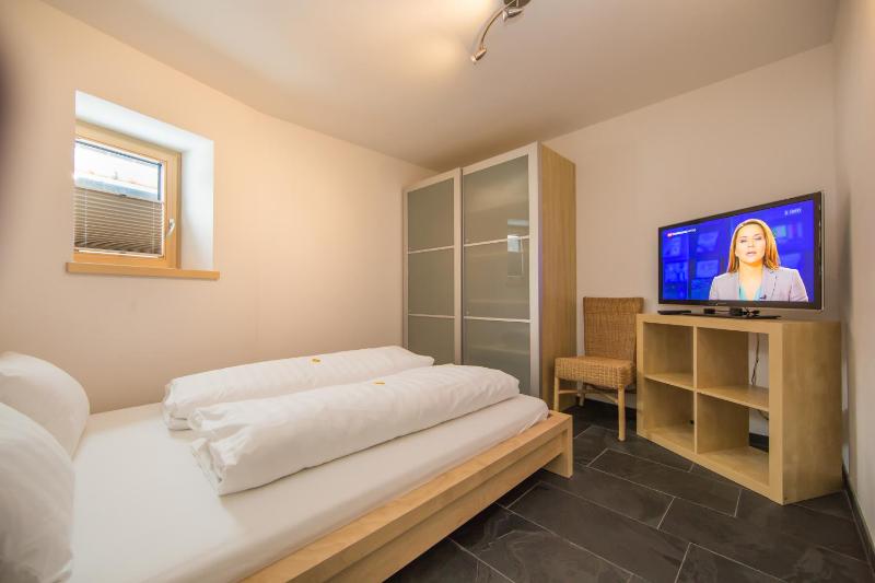 Apartment - Ground Floor image 4