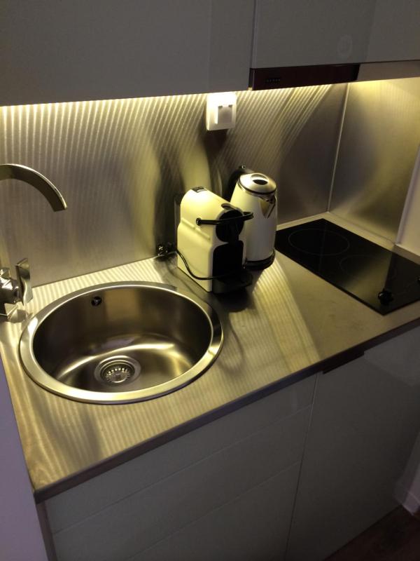 Studio Apartment image 4