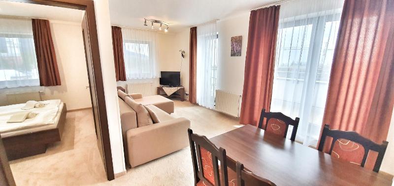 Apartment with Mountain View image 4