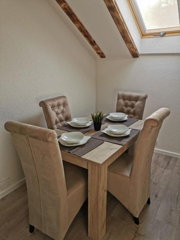 Triple Room with Bathroom image 4