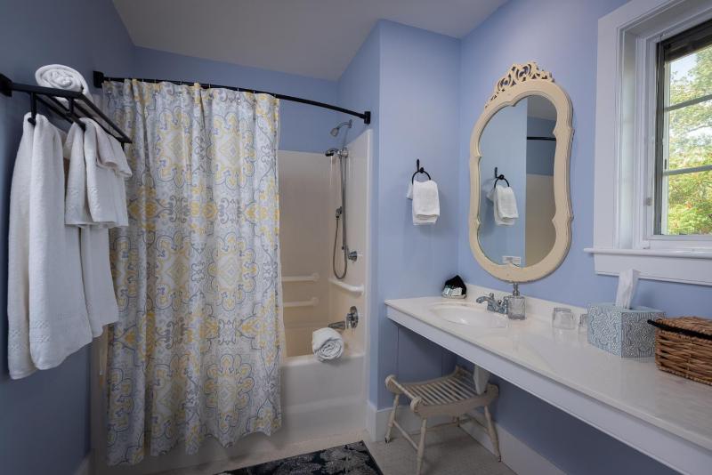 Classic Room # 10 image 2