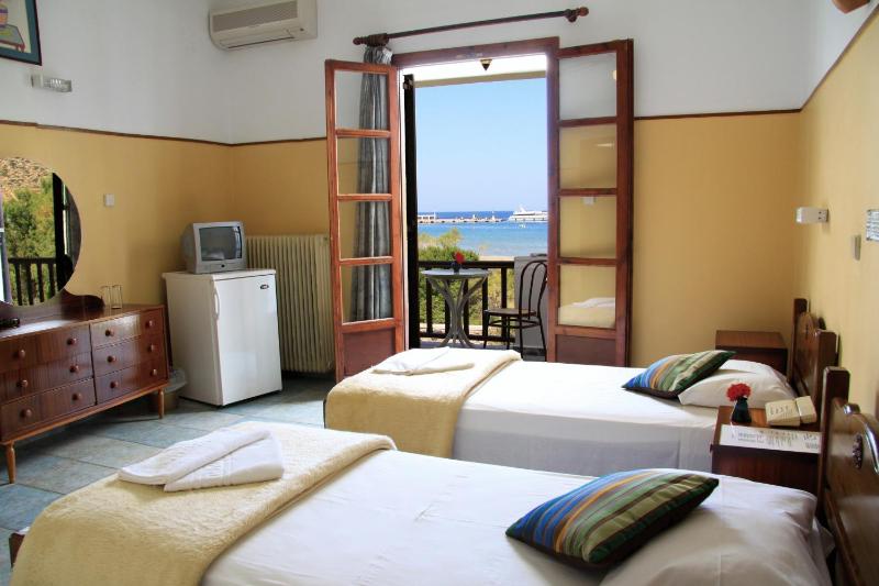 Double or Twin Room with Sea View image 2