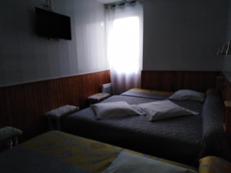 Quadruple Room image 2