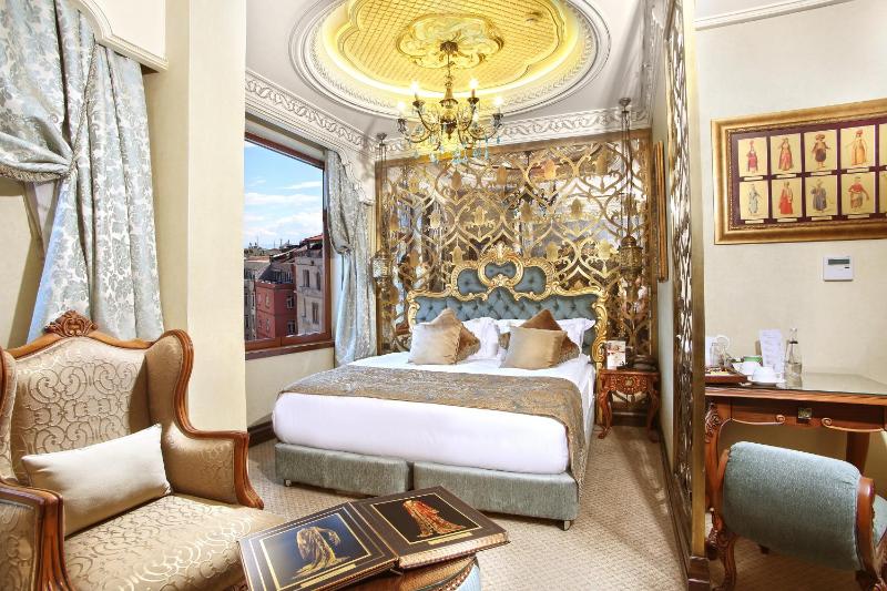 Deluxe Room with Galata  Tower View image 3