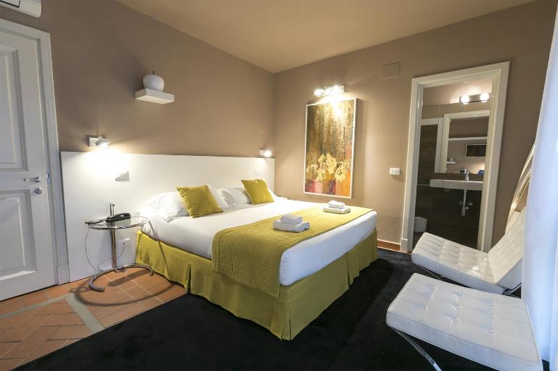 Deluxe Room with spa access image 1