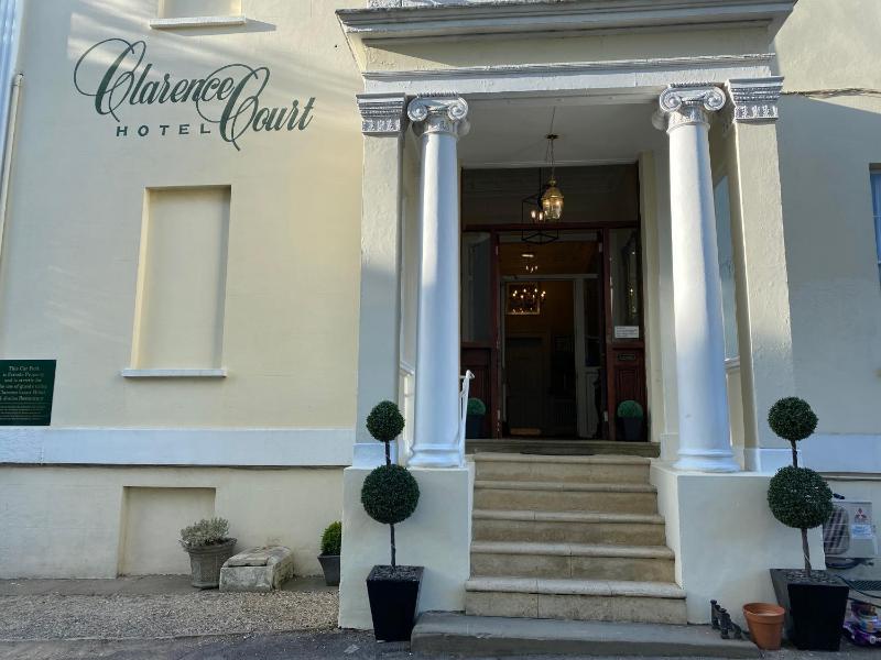 Clarence Court Hotel - image 20