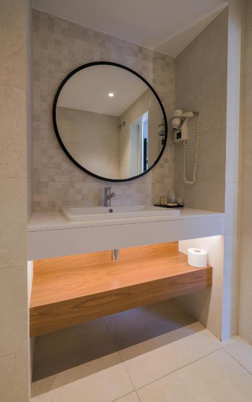 Double or Twin Room with Mountain View image 2