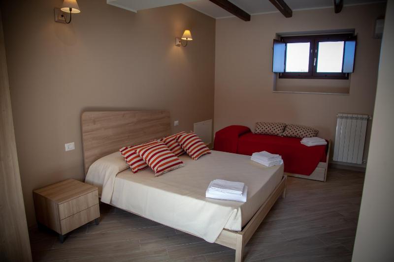 Family Room image 4