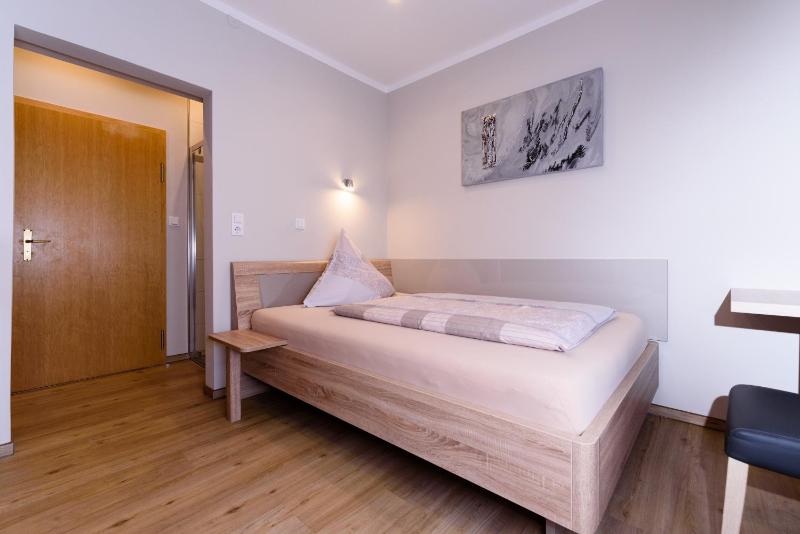 Double or Twin Room image 2