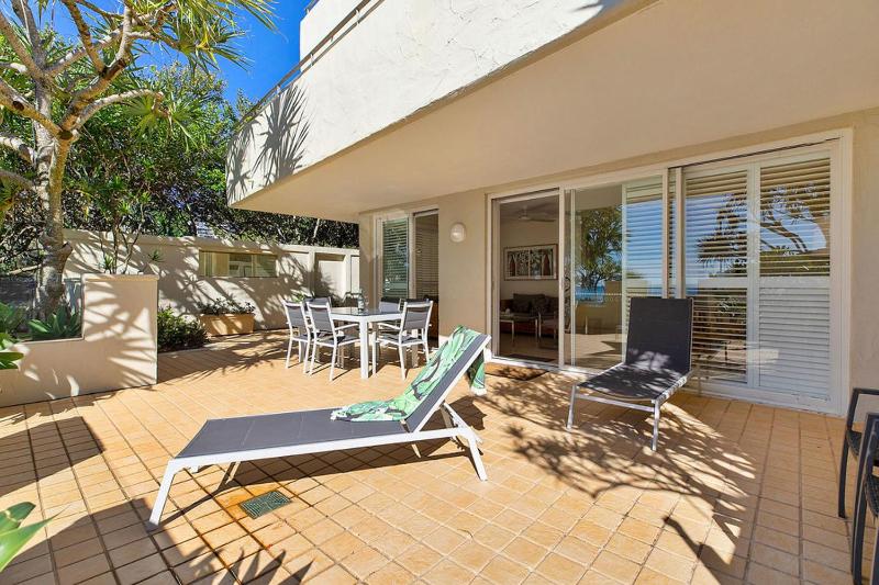 Portofino 1 - Beachfront Apartment Noosa Heads - image 12