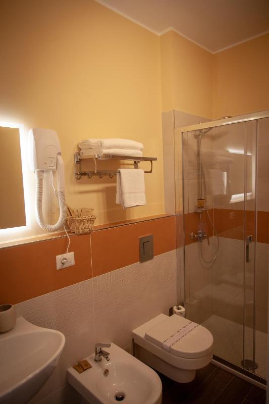 Double or Twin Room image 1