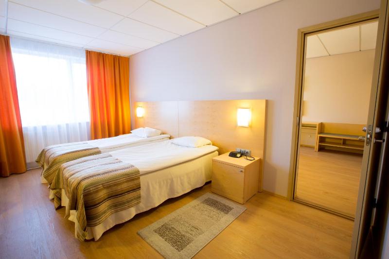 Family Room with Spa access image 3