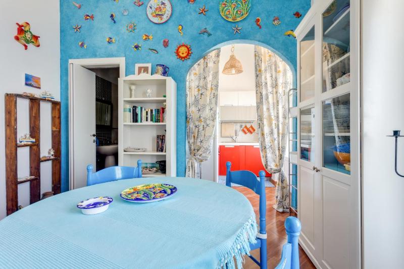 GuestHost - Trapani Seaview Apartment - image 4