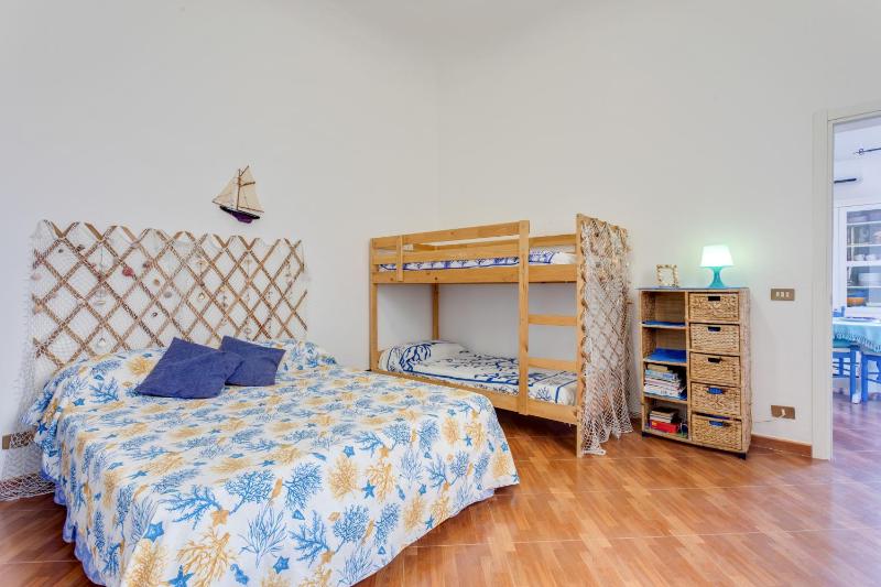 GuestHost - Trapani Seaview Apartment - image 14
