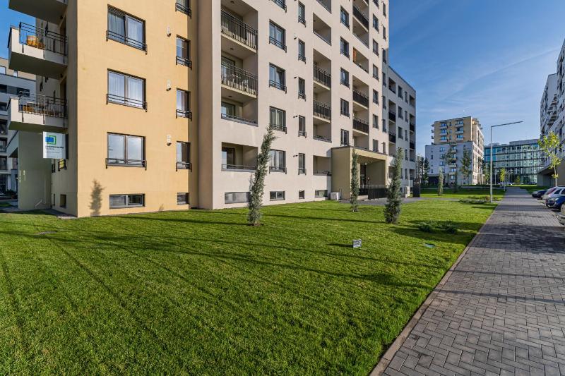 Standard Apartment with Balcony image 3