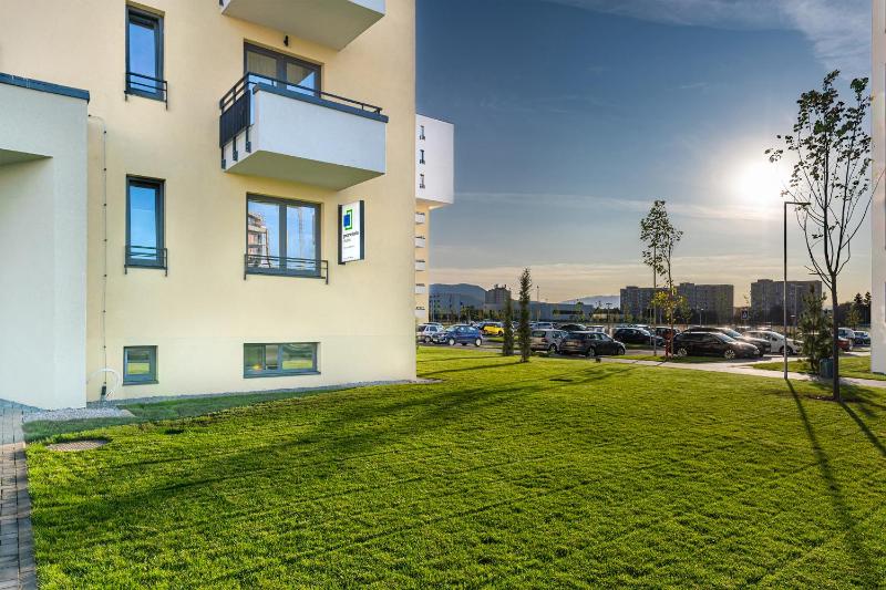Standard Apartment with Balcony image 2