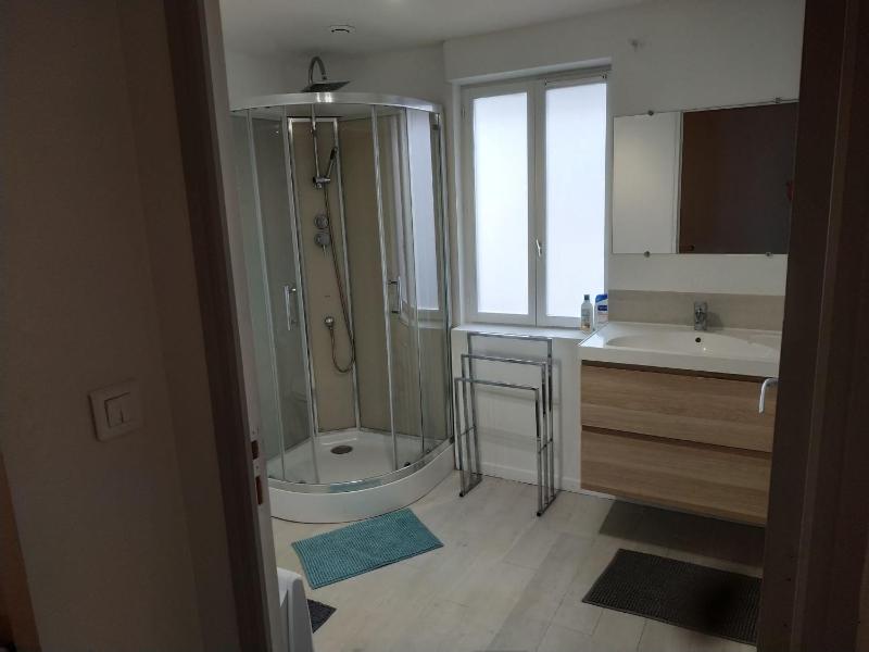 Two-Bedroom House image 2