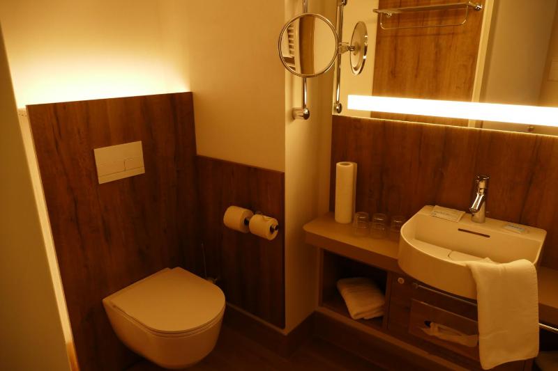 Apartment image 4
