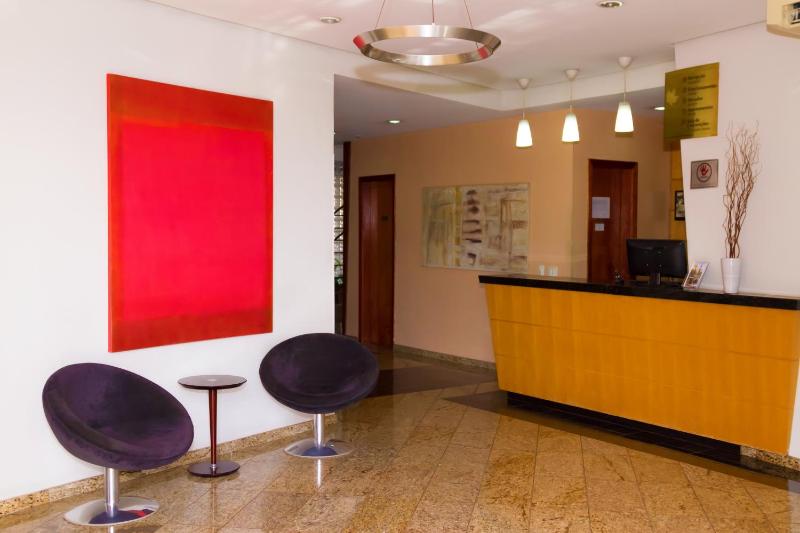 Hotel Canada - image 36