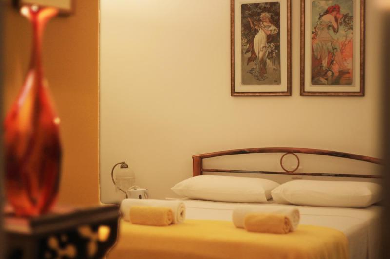 Giljana ensuite rooms shared terrace & kitchen - image 1