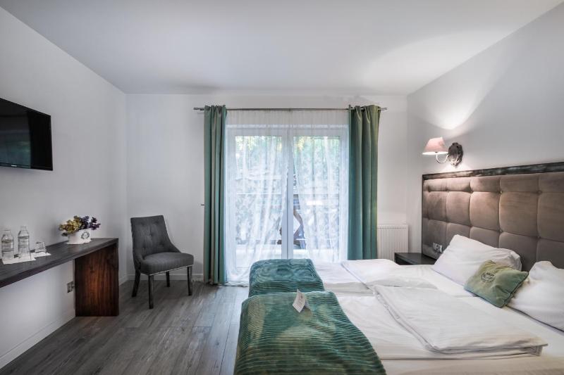 Large Double Room image 2