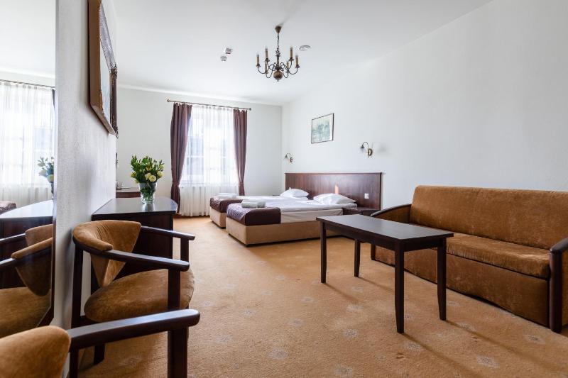 Family Room image 1