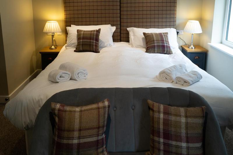 Classic King Room image 3