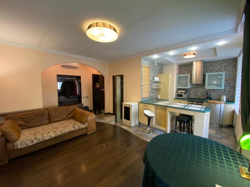 Apartment image 2