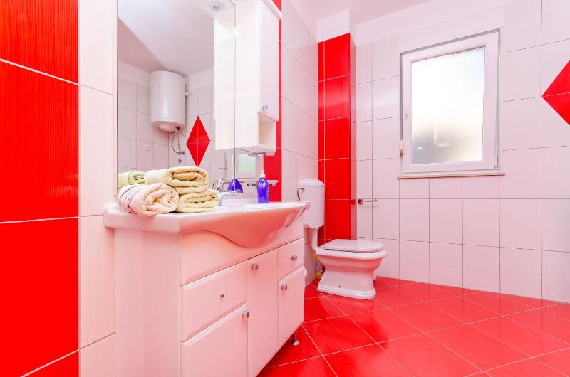 Three-Bedroom Apartment Standard image 3
